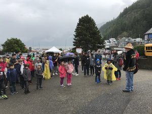 Bob Baker opens our day with Admiral Seymour Elementary students with a traditional Squamish welcome to Ch’axáý